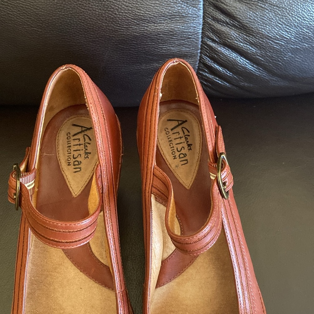 Shoes - Picture 7 of 11
